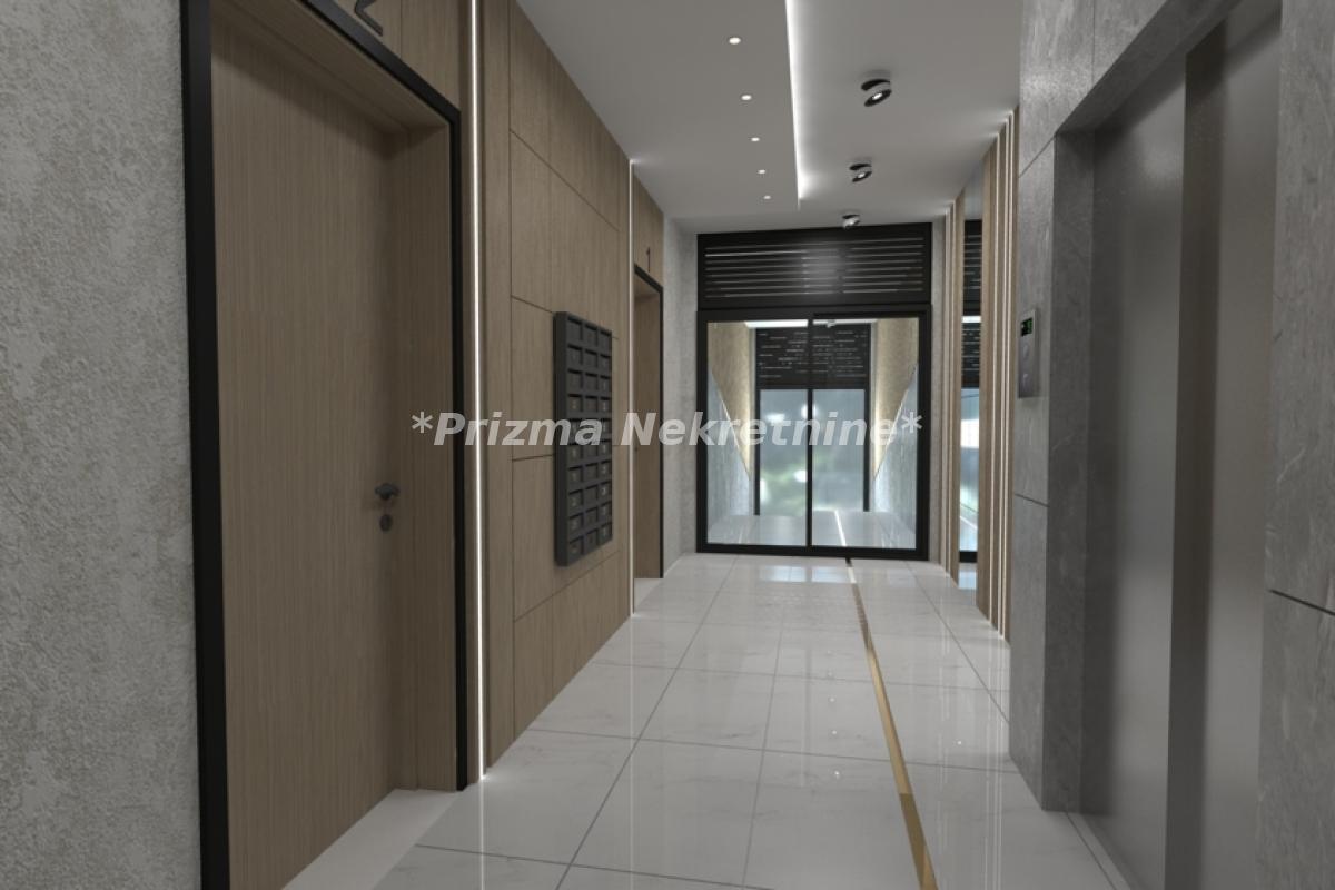 Trosoban stan na prodaju, Jagodina, 221m², 279.508 €