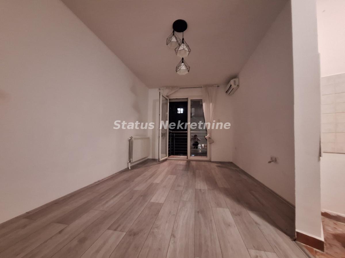 Stan Prodaja Novi Sad  35 m2