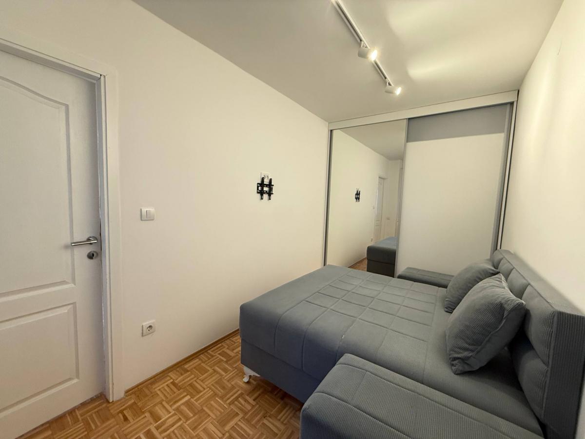 Dvosoban stan na prodaju, Bulevar Oslobođenja, Novi Sad, 40m², 135.000 €