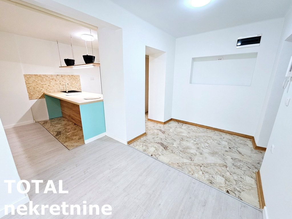 stanovi-1-5-pr-centar-1062329-zdjmp Jednoiposoban stan na prodaju, Centar, Novi Sad, 37m², 105.450 €