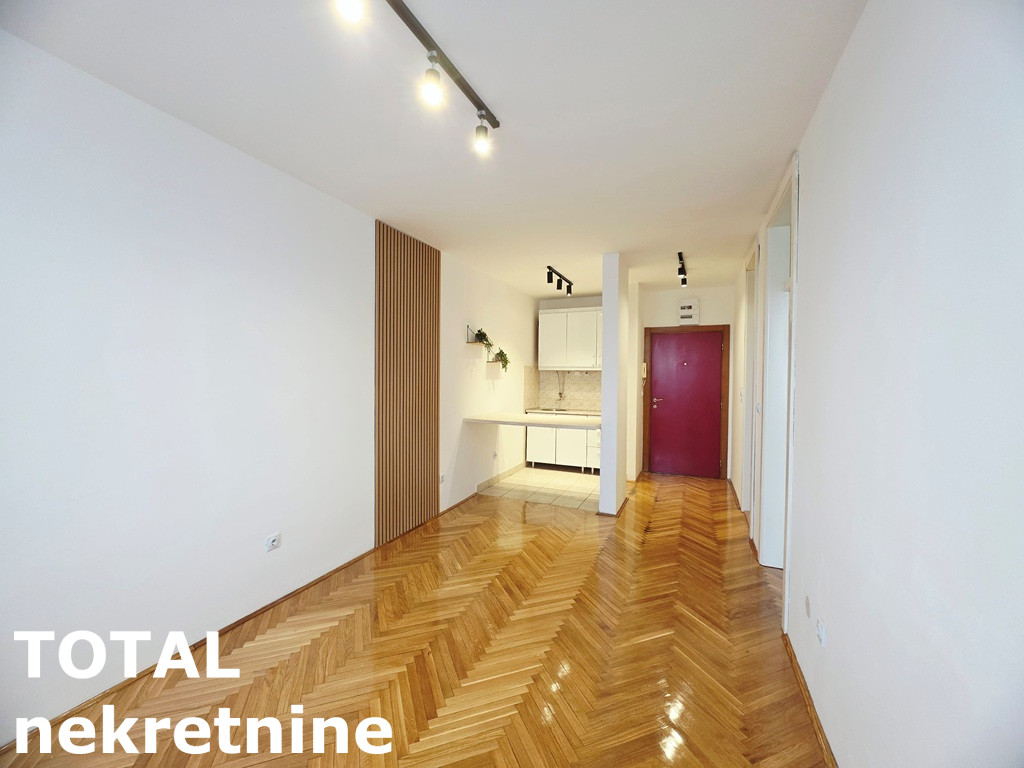 Stan Prodaja Novi Sad  35 m2