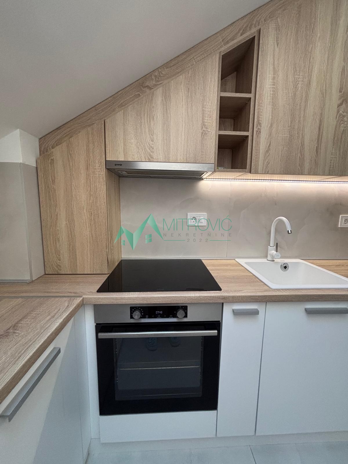 stanovi-2-5-po-detelinara-nova-1004856-mkcch Stan Prodaja Novi Sad Nova Detelinara 59 m2