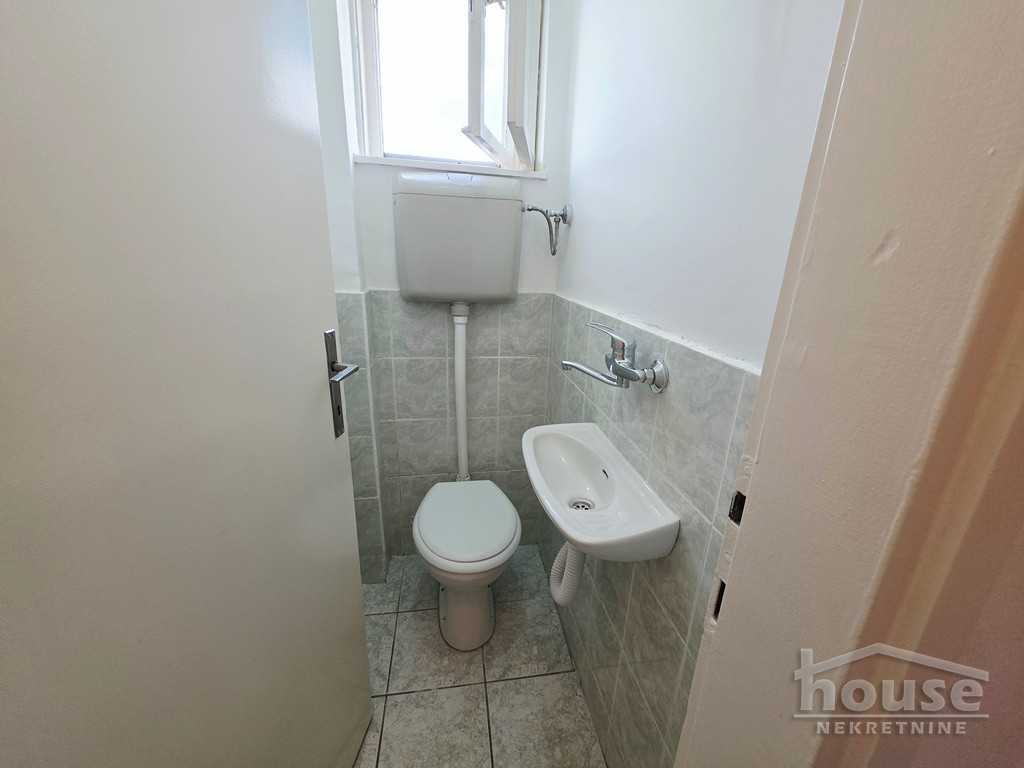 stanovi-2-5-re-kej-1102520-c95ny Dvoiposoban stan na prodaju, Kej, Novi Sad, 68m², 4. sprat, 205.000 €