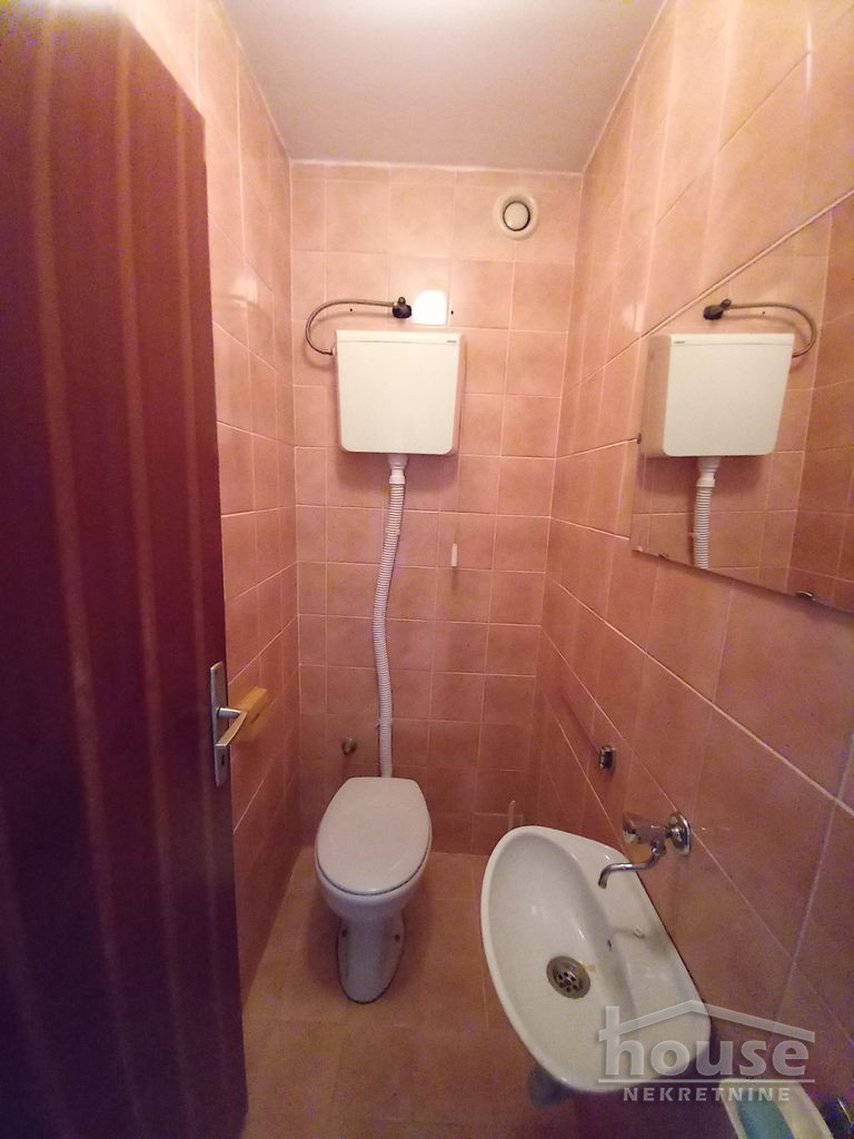 stanovi-2-5-re-nova-detelinara-1097302-swv7n Dvoiposoban stan na prodaju, Sajmište, Novi Sad, 70m², 3. sprat, 150.000 €