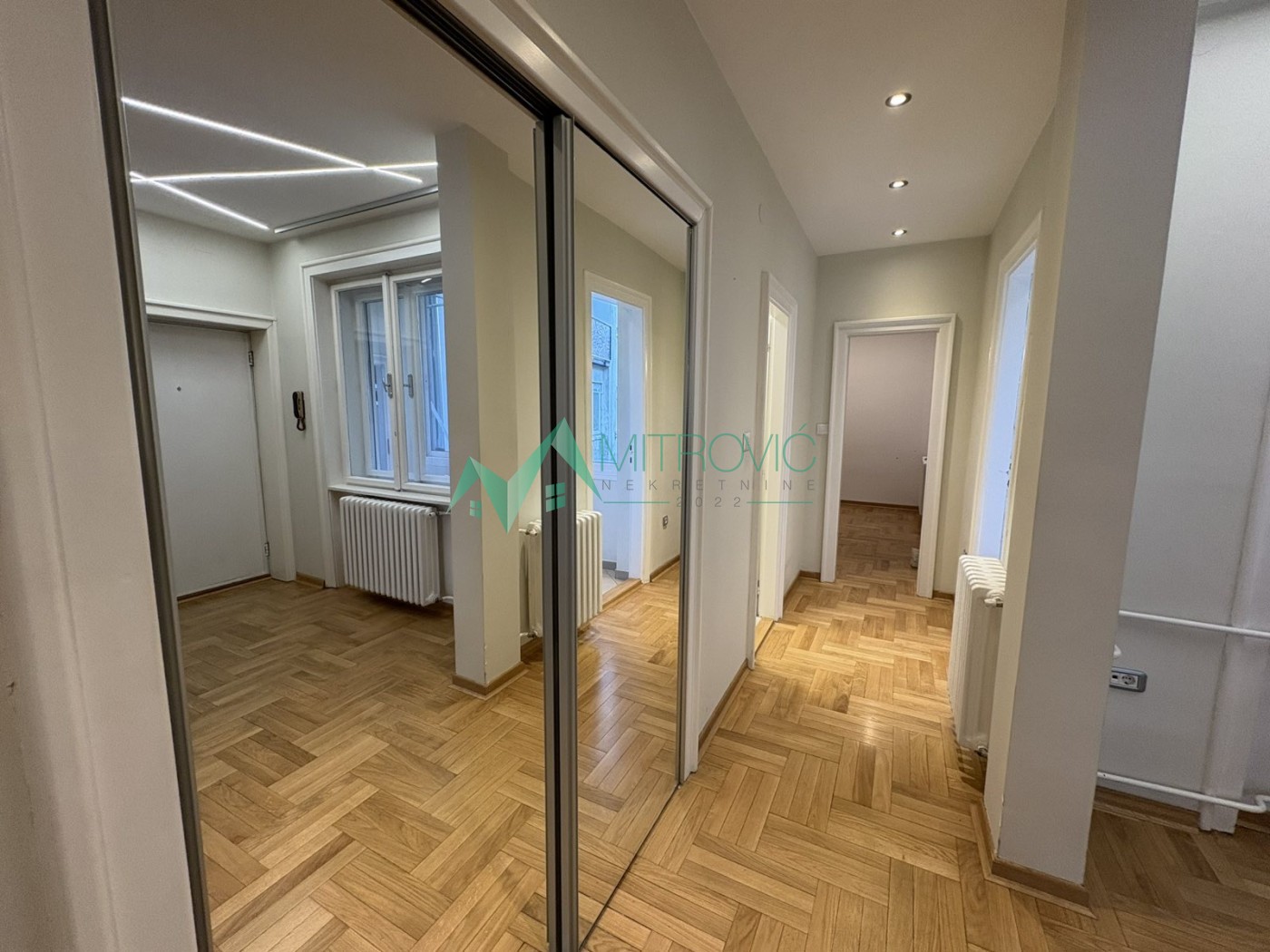 Stan Prodaja Novi Sad  79 m2
