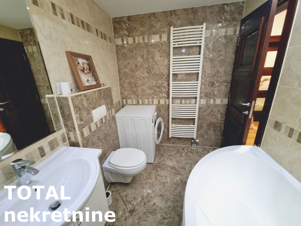 stanovi-2-pr-lipov-gaj-1103199-tyfll Dvosoban stan na prodaju, Lipov Gaj, Novi Sad, 70m², 170.000 €