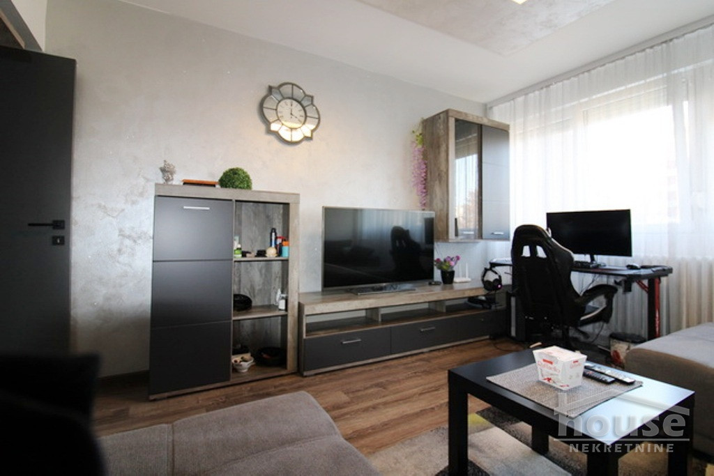 Stan Prodaja Novi Sad  63 m2