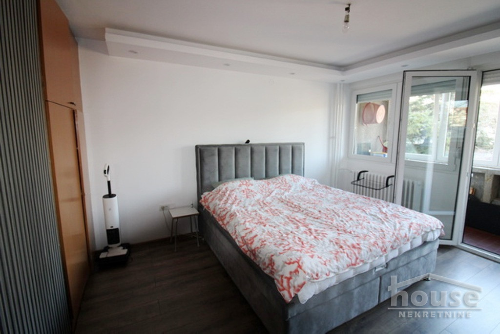 Stan Prodaja Novi Sad  63 m2