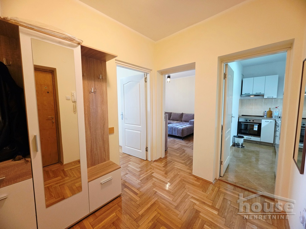 Stan Prodaja Novi Sad  47 m2