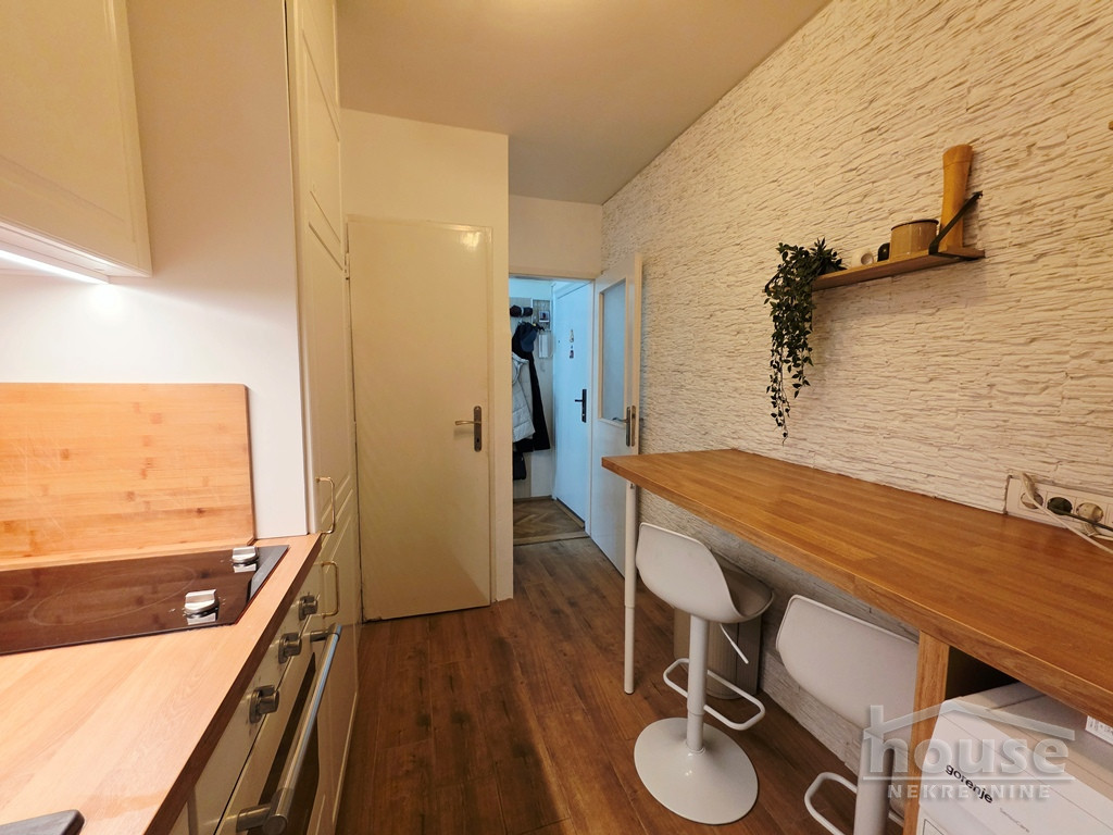 Stan Prodaja Novi Sad Stan Prodaja Novi Sad Železnička Stanica 49 m2
