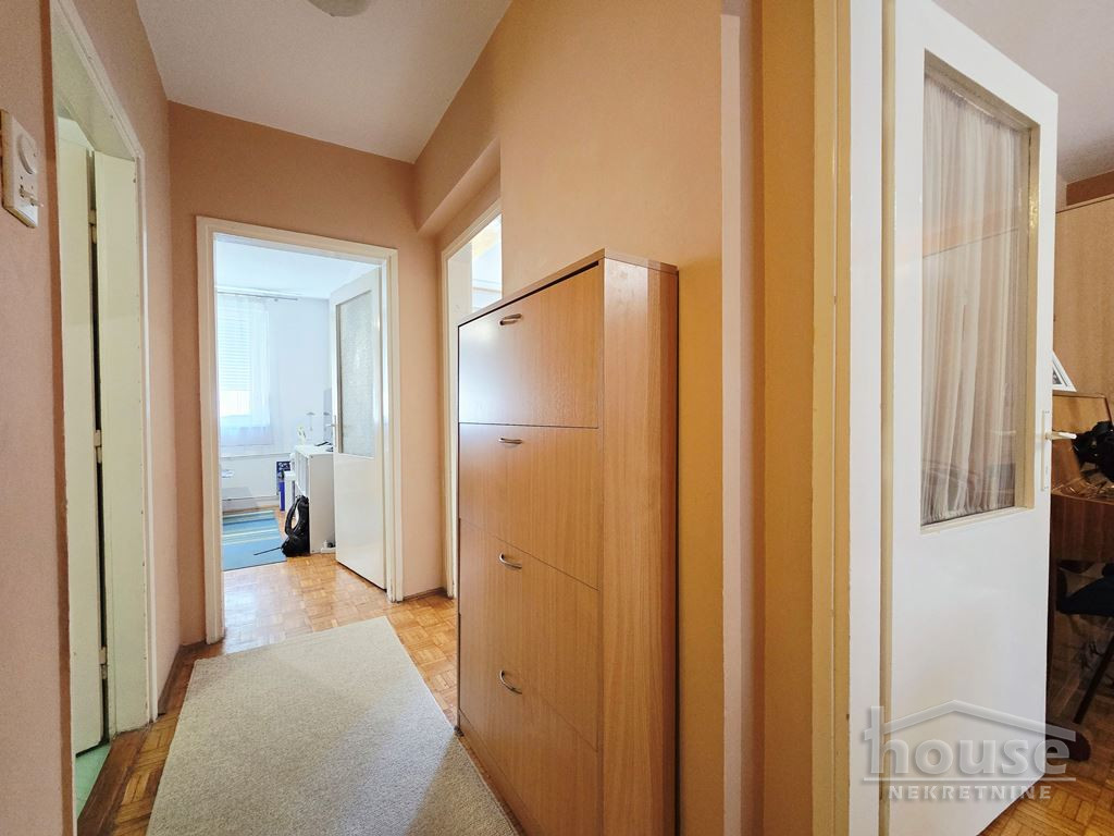 stanovi-3-5-re-centar-1103006-0a2nt Troiposoban stan na prodaju, Centar, Novi Sad, 75m², 3. sprat, 210.000 €