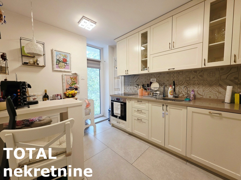 stanovi-3-5-re-centar-1103191-tt2cm Troiposoban stan na prodaju, Centar, Novi Sad, 74m², 250.000 €