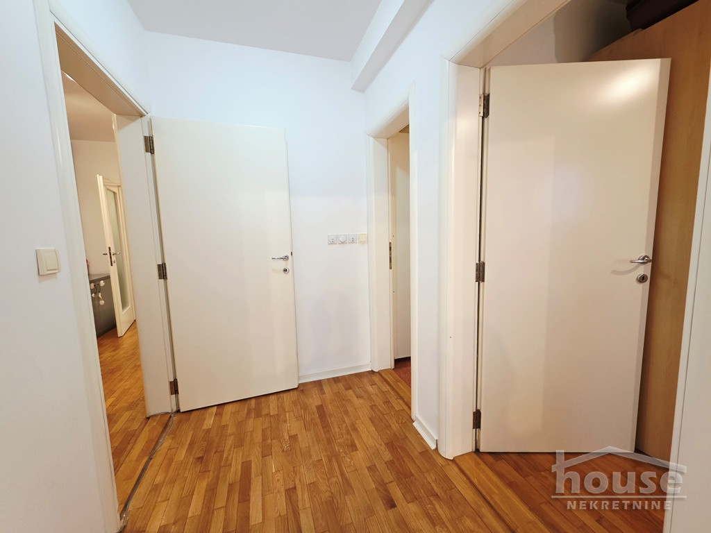 stanovi-3-5-re-grbavica-1103035-aneki Troiposoban stan na prodaju, Grbavica, Novi Sad, 79m², 2. sprat, 250.000 €