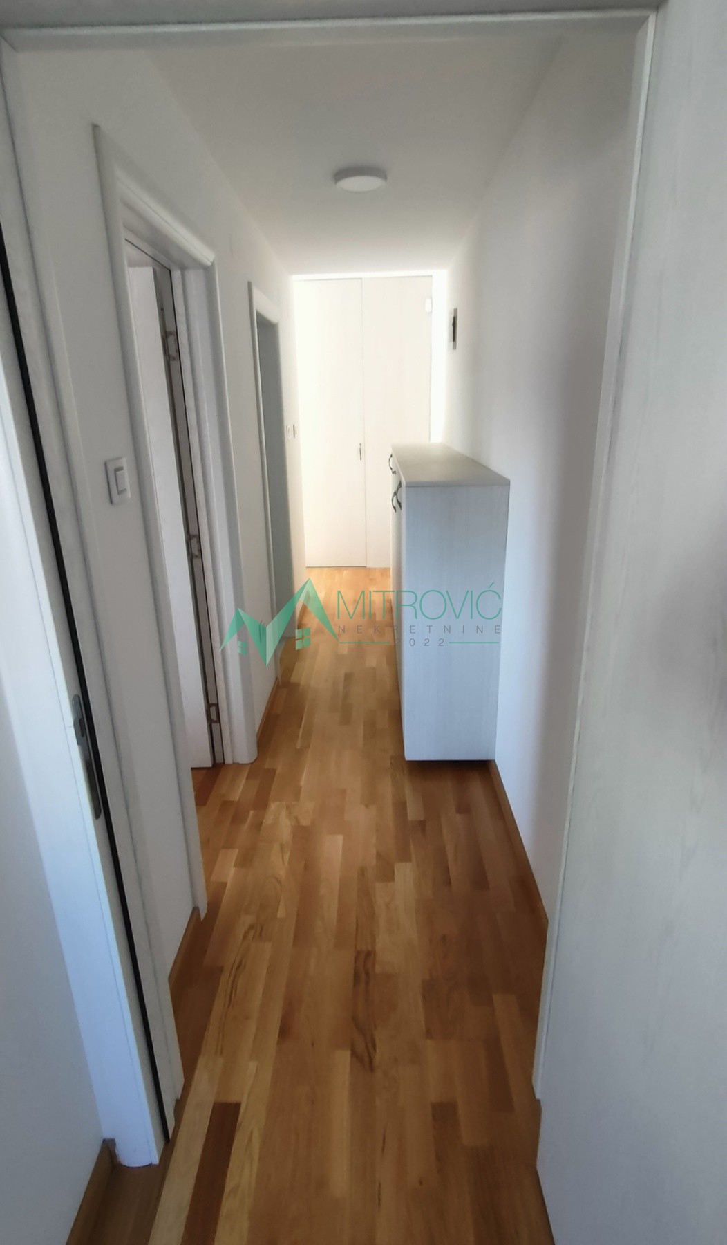 Stan Prodaja Novi Sad  76 m2