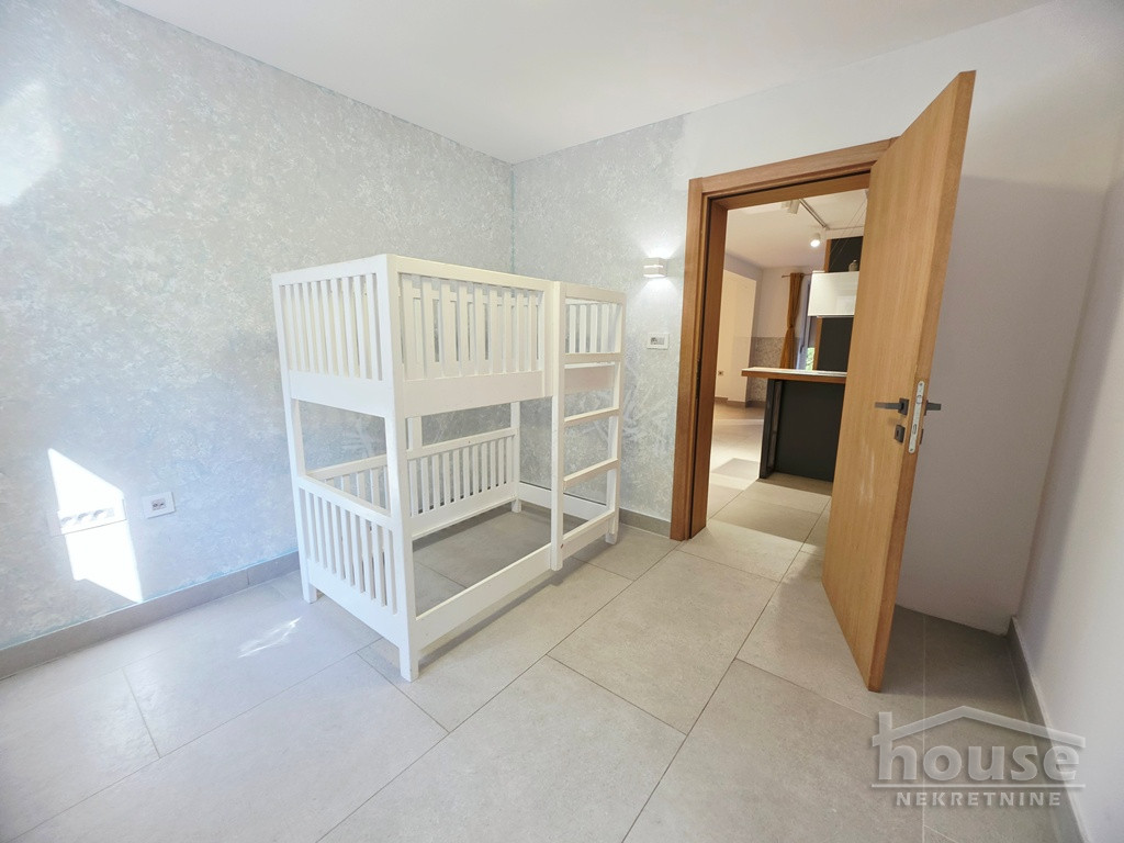Trosoban stan na prodaju, Sremska Kamenica, Novi Sad, 77m², Prizemlje, 200.000 €