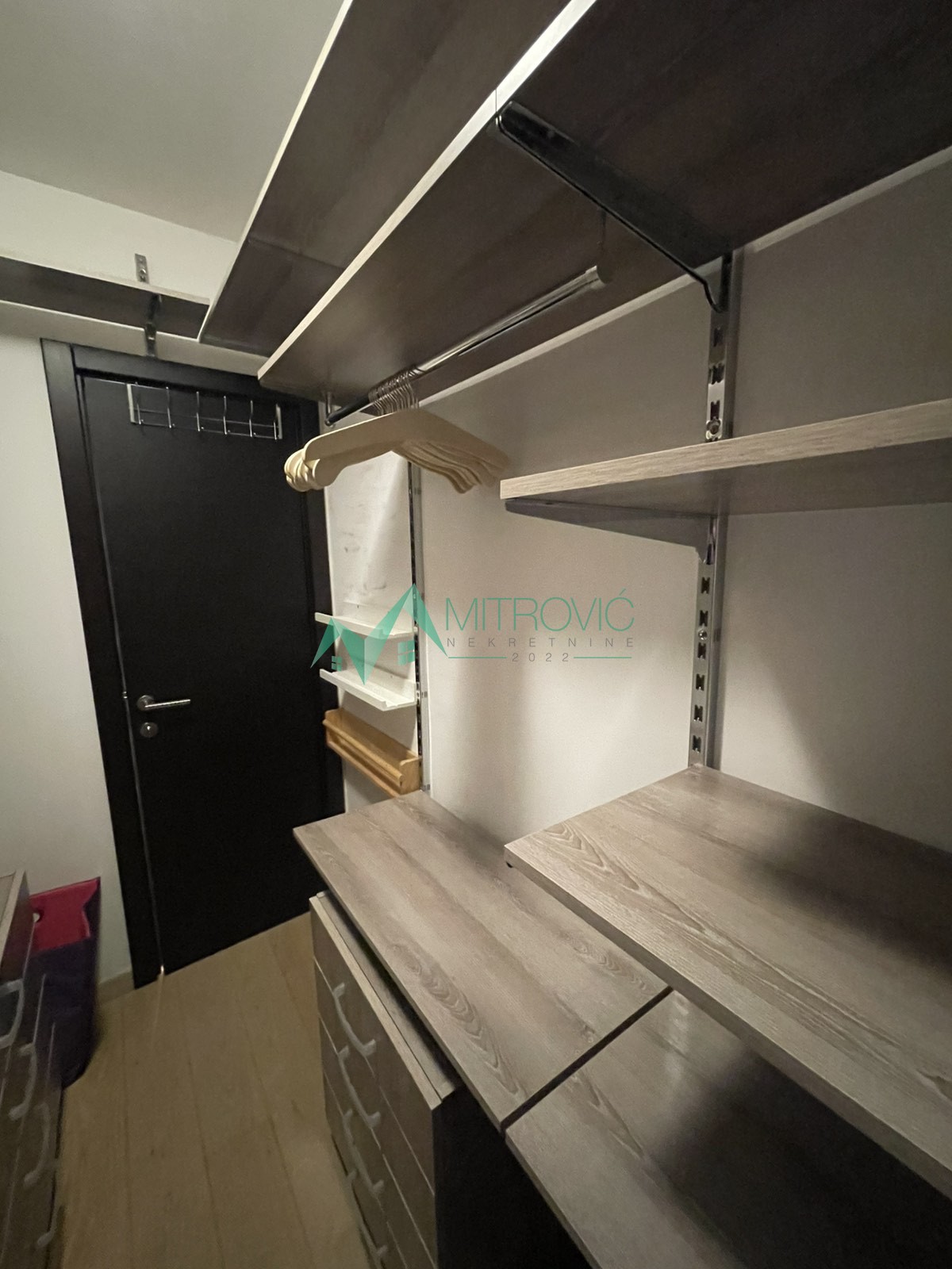 Trosoban stan na prodaju, Liman 3, Novi Sad, 105m², 2. sprat, 432.600 €
