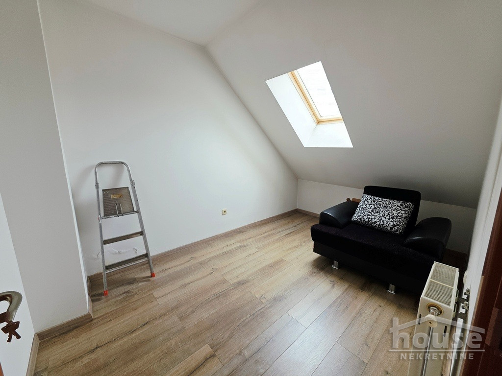 stanovi-3-re-nova-detelinara-1102898-ojwvi Trosoban stan na prodaju, Nova Detelinara, Novi Sad, 72m², 4. sprat, 187.200 €