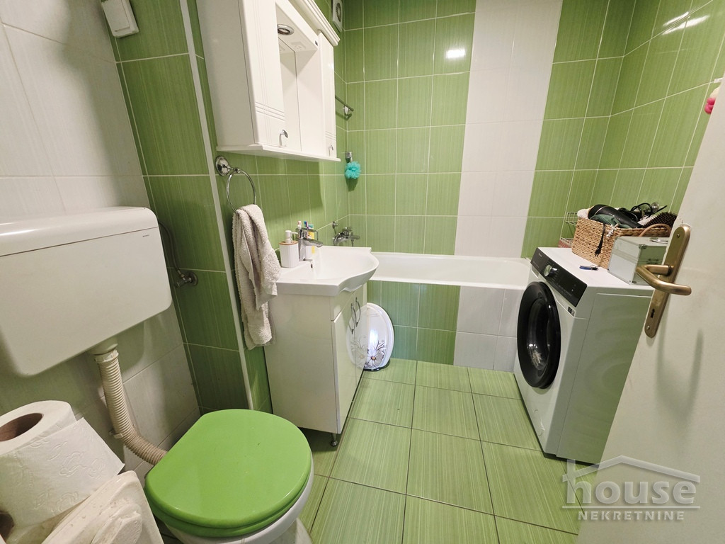 Trosoban stan na prodaju, Sajmište, Novi Sad, 58m², 2. sprat, 177.000 €
