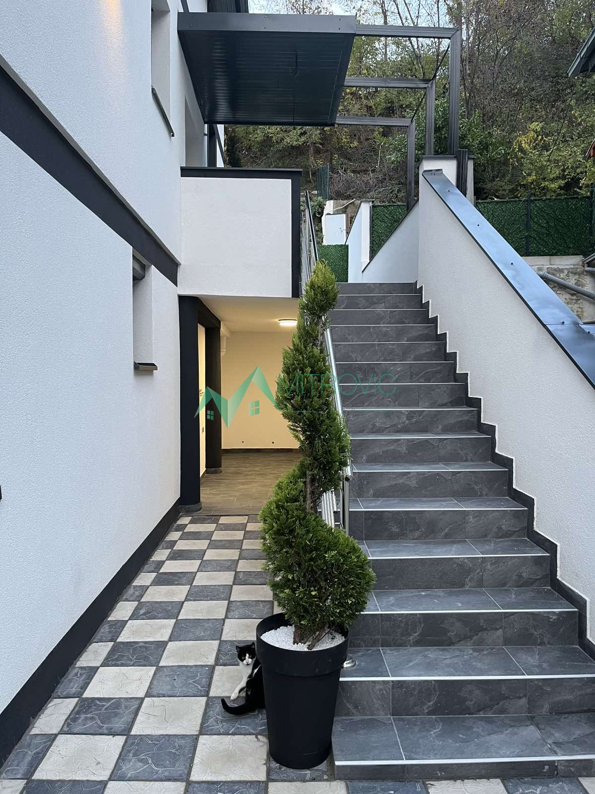 stanovi-3-re-sremska-kamenica-1004786-z629o Trosoban stan na prodaju, Sremska Kamenica, Novi Sad, 129m², 186.000 €