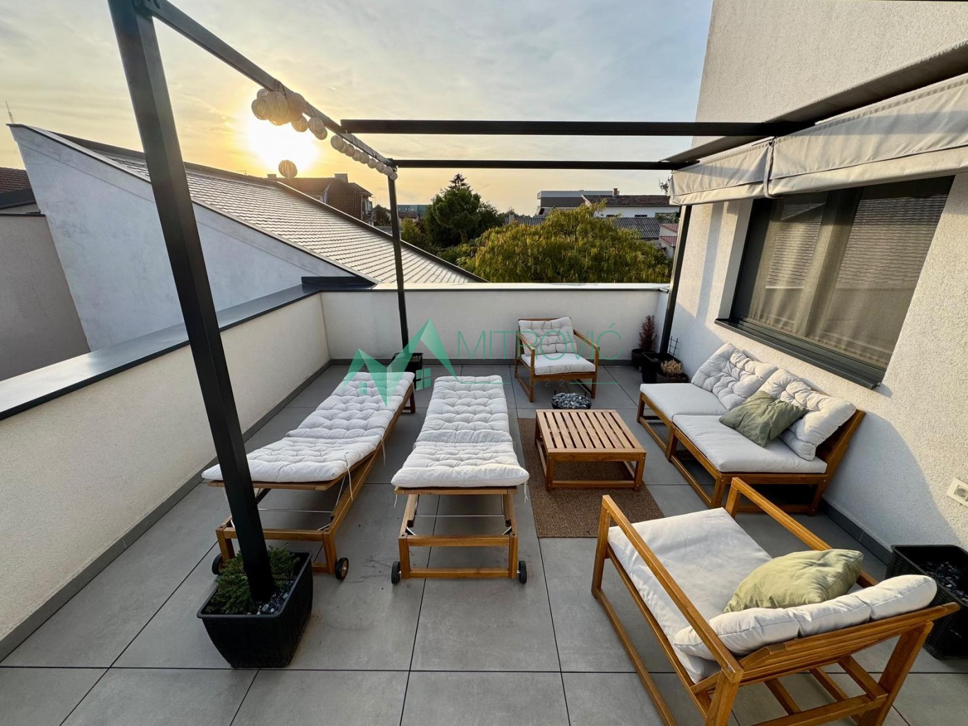 Stan Prodaja Novi Sad  75 m2