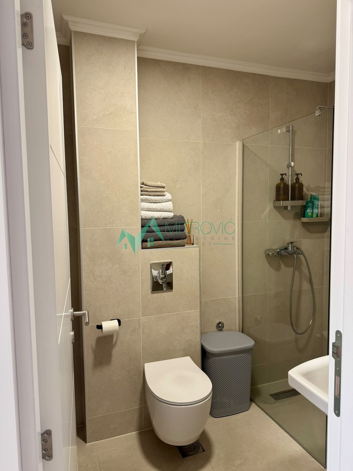Trosoban stan na prodaju, Telep, Novi Sad, 75m², 235.355 €