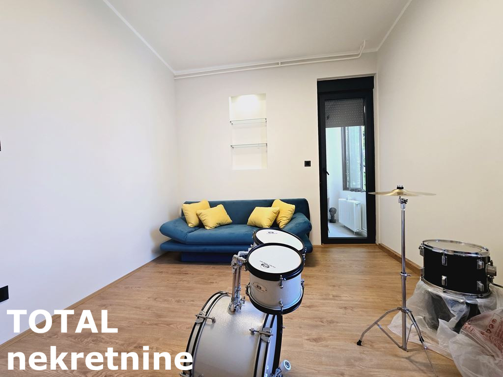 stanovi-3-sa-centar-1062232-a4u9l Trosoban stan na prodaju, Centar, Novi Sad, 100m², 345.000 €