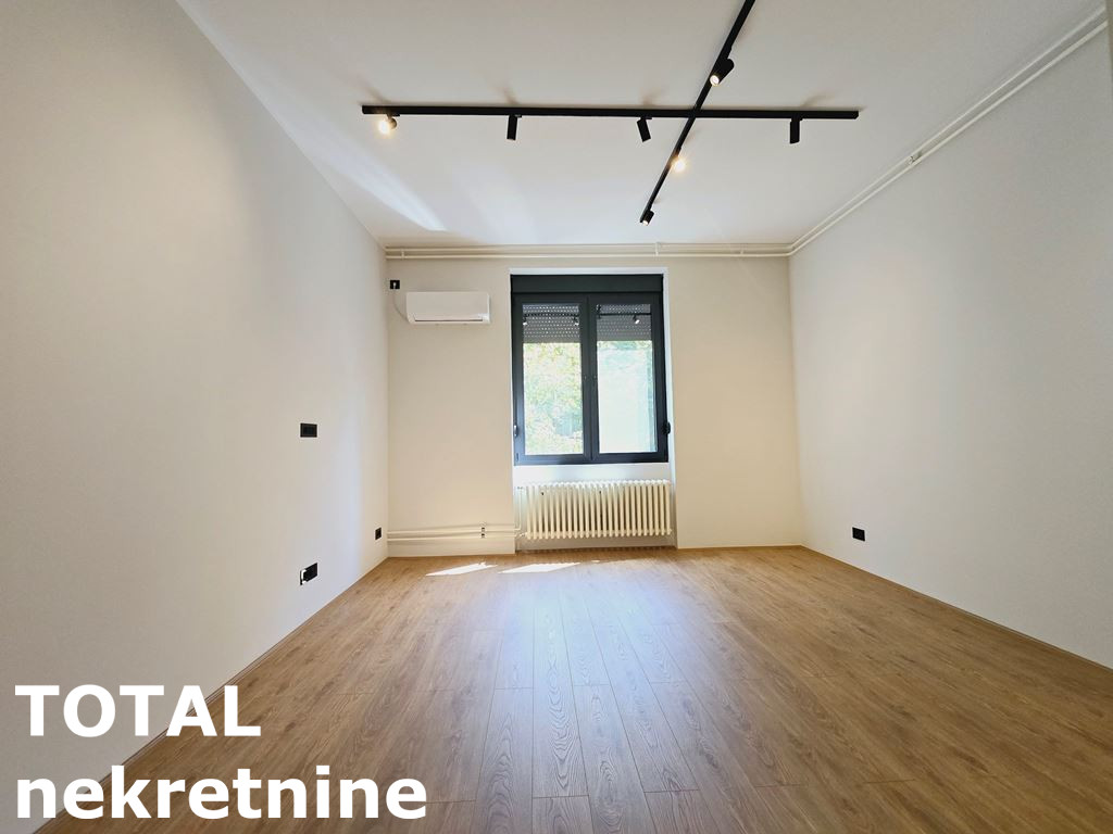stanovi-3-sa-centar-1062232-loeov Trosoban stan na prodaju, Centar, Novi Sad, 100m², 345.000 €