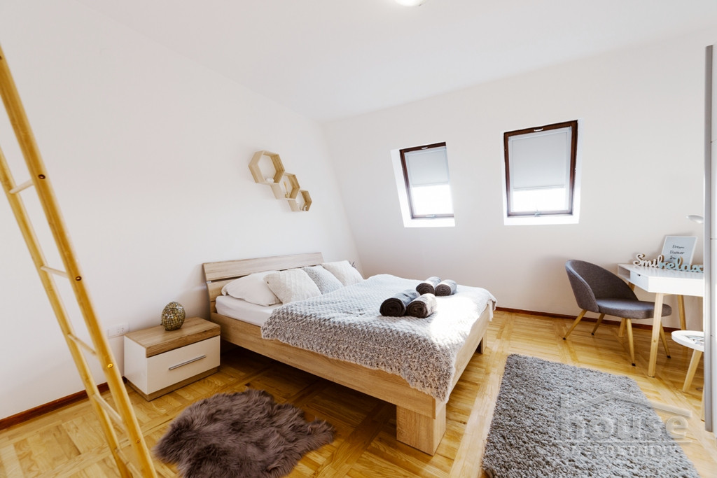 stanovi-4-5-dx-bulevar-evrope-1065933-hiuku Četvoroiposoban stan na prodaju, Bulevar Evrope, Novi Sad, 90m², 185.000 €