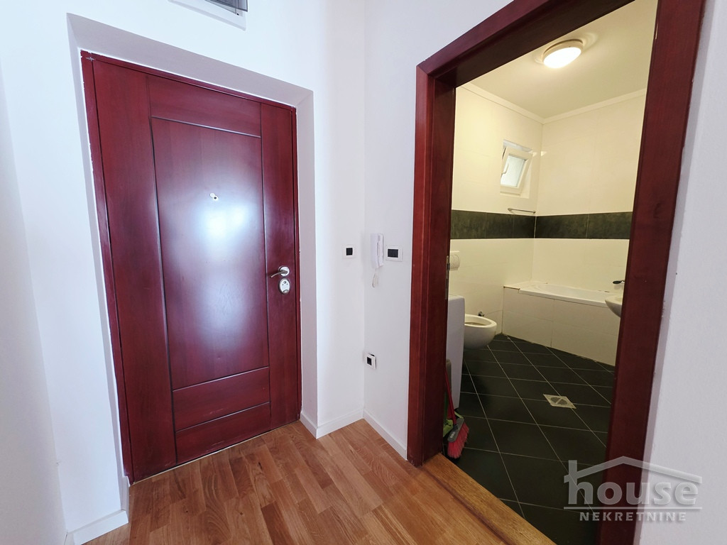 stanovi-4-dx-bulevar-1102826-pd1so Četvorosoban stan na prodaju, Bulevar Oslobođenja, Novi Sad, 51m², 5. sprat, 240.000 €