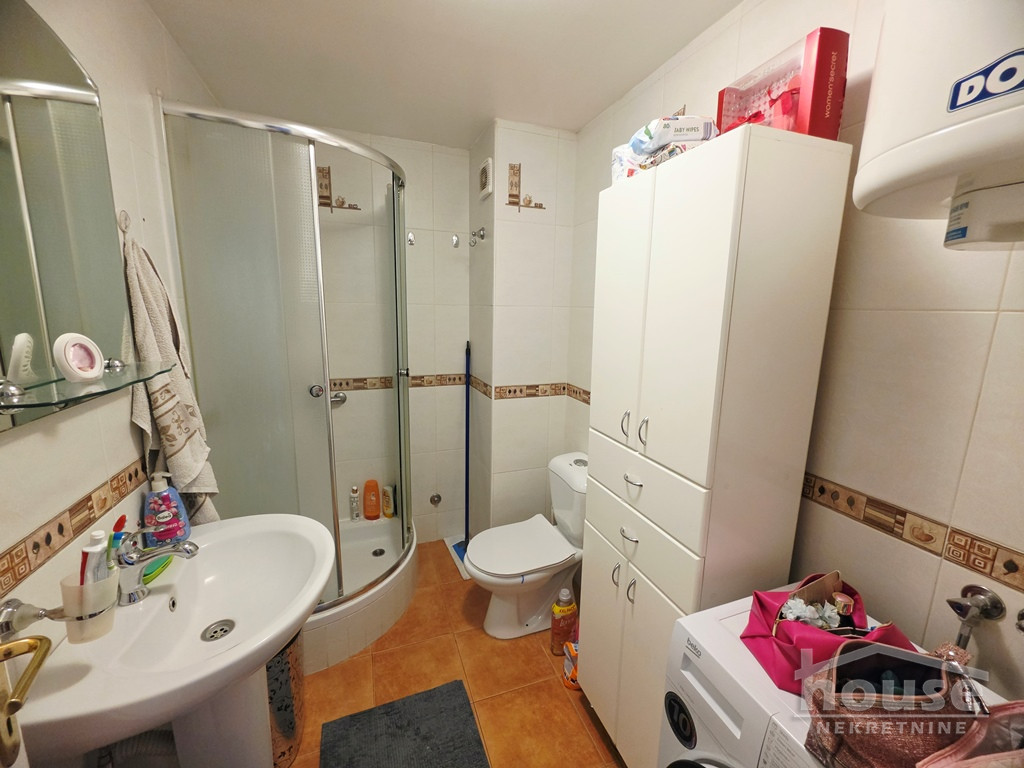 stanovi-4-dx-centar-1102993-vfval Stan Prodaja Novi Sad 85 m2