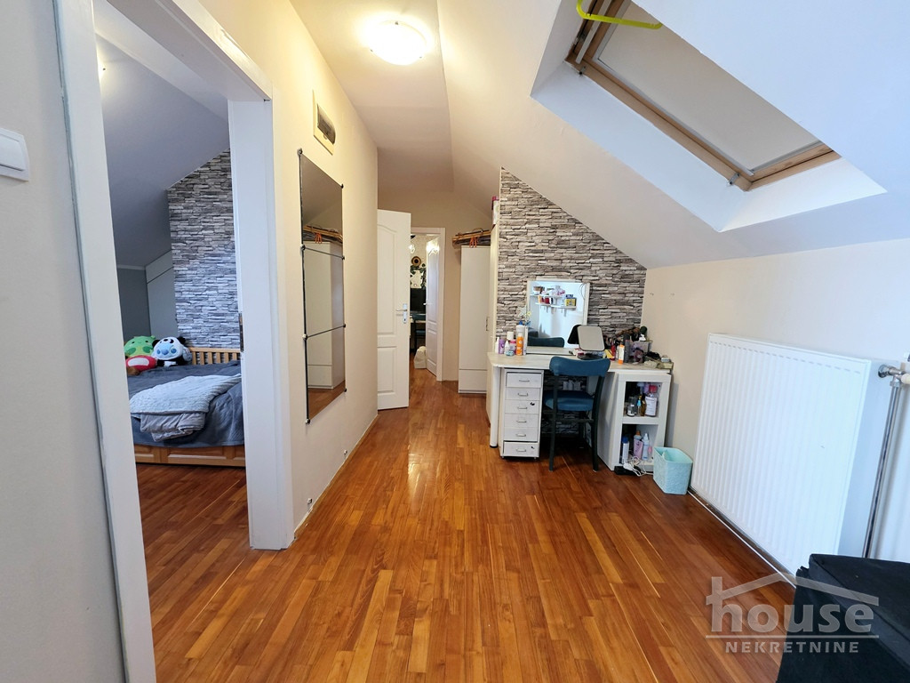 stanovi-4-dx-grbavica-1102920-fcj5w Četvorosoban stan na prodaju, Grbavica, Novi Sad, 102m², 3. sprat, 275.000 €