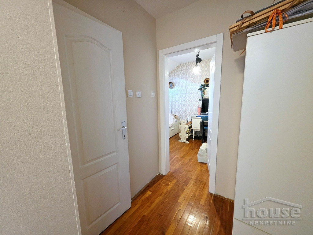 stanovi-4-dx-grbavica-1102920-ztbgo Četvorosoban stan na prodaju, Grbavica, Novi Sad, 102m², 3. sprat, 275.000 €