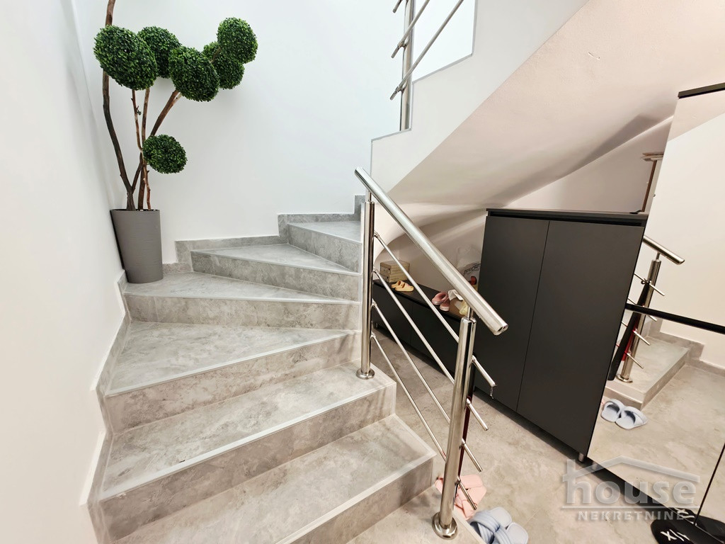 stanovi-4-po-bulevar-patrijarha-pavla-1102821-7o41j Četvorosoban stan na prodaju, Bulevar Patrijarha Pavla, Novi Sad, 113m², 5. sprat, 250.000 €