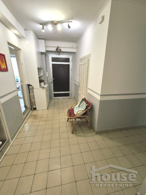 Četvorosoban stan na prodaju, Centar, Novi Sad, 115m², 3. sprat, 290.000 €
