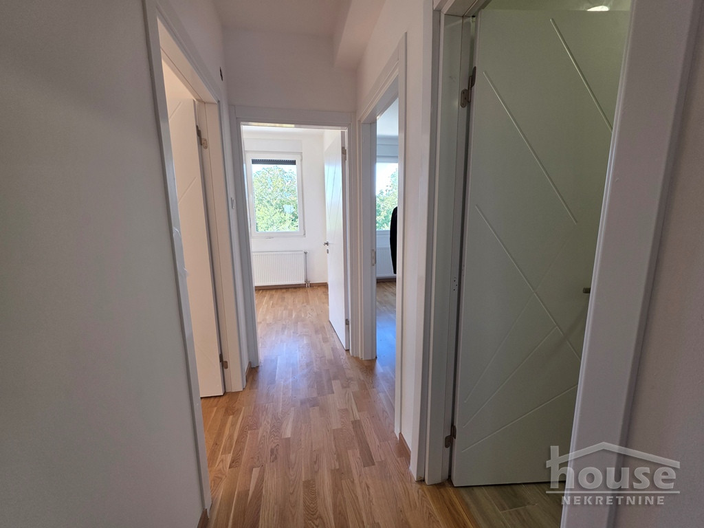 stanovi-4-re-centar-1094270-leds8 Četvorosoban stan na prodaju, Petrovaradin, Novi Sad, 89m², 1. sprat, 178.000 €