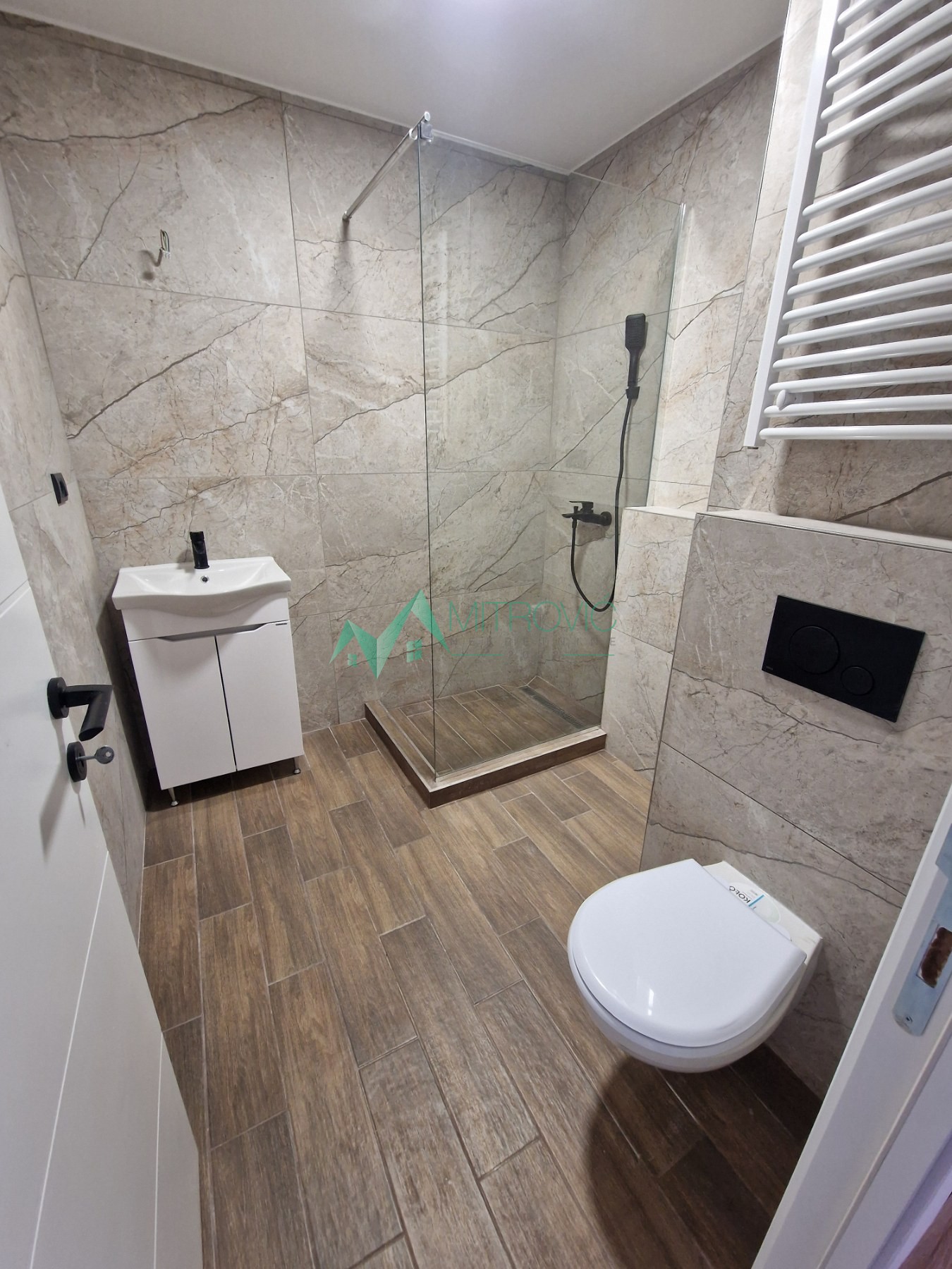stanovi-4-re-detelinara-nova-1004874-dg5im Četvorosoban stan na prodaju, Nova Detelinara, Novi Sad, 95m², 273.980 €
