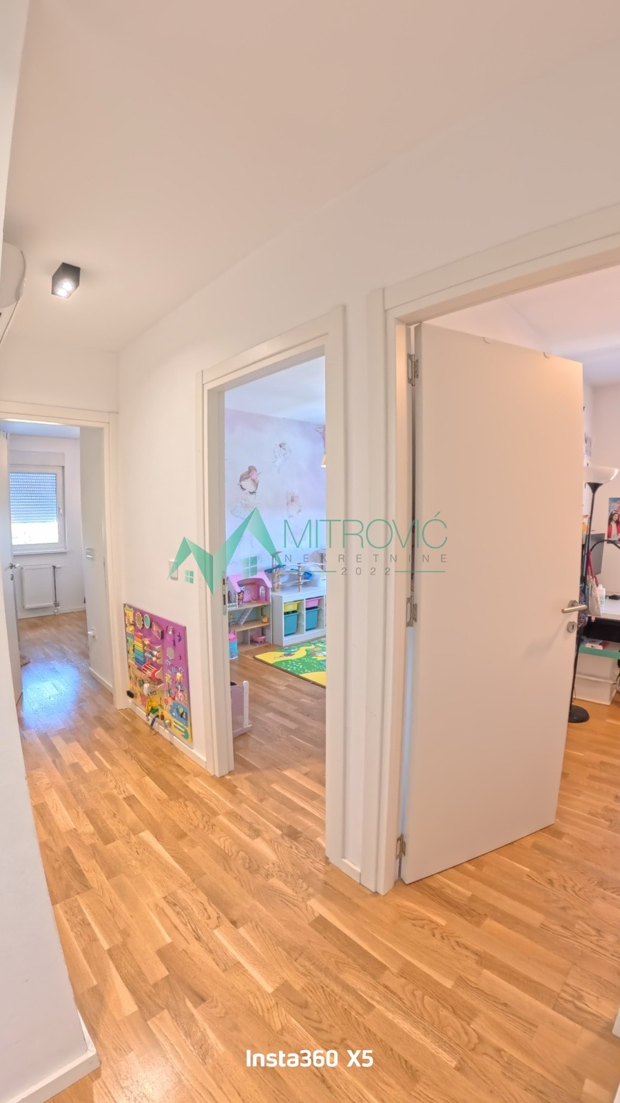 stanovi-4-re-novo-naselje-ns-1004718-rhauu Četvorosoban stan na prodaju, Novo Naselje, Novi Sad, 88m², 386.250 €