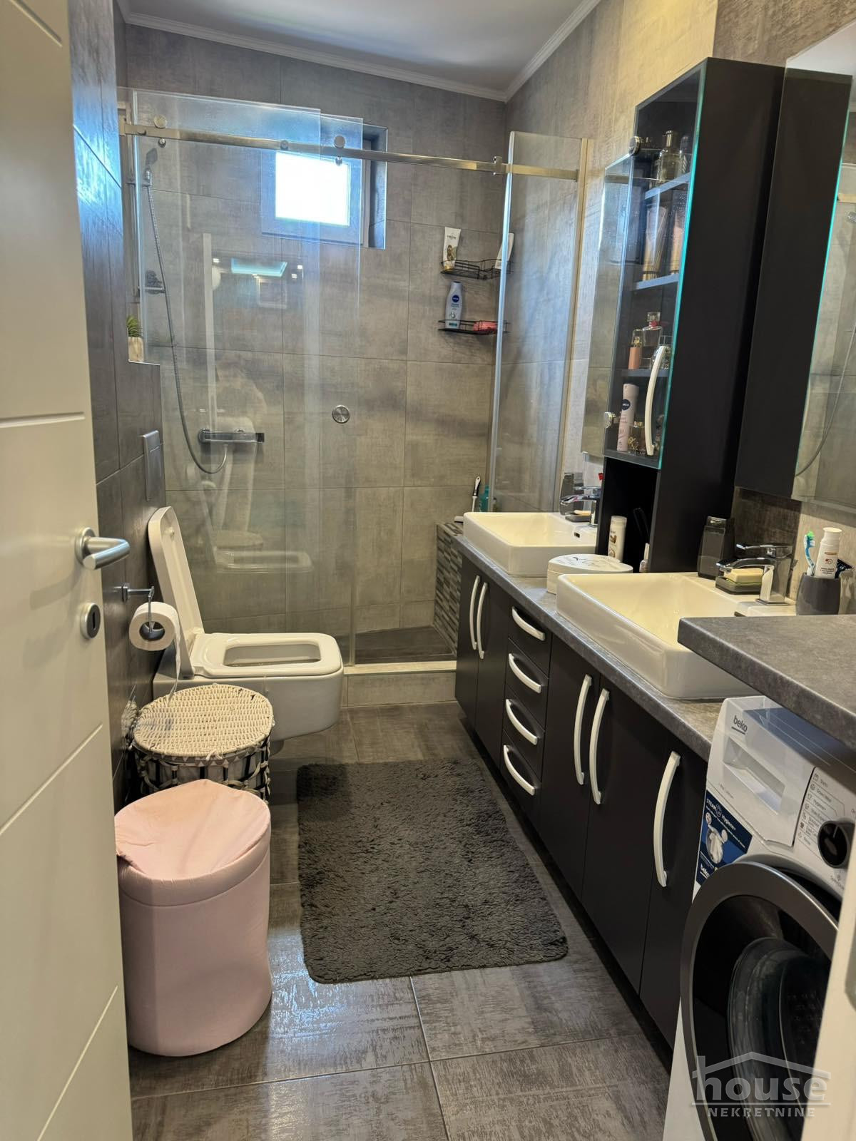 stanovi-4-re-podbara-1066245-ejnbw Četvorosoban stan na prodaju, Podbara, Novi Sad, 78m², 2. sprat, 224.000 €
