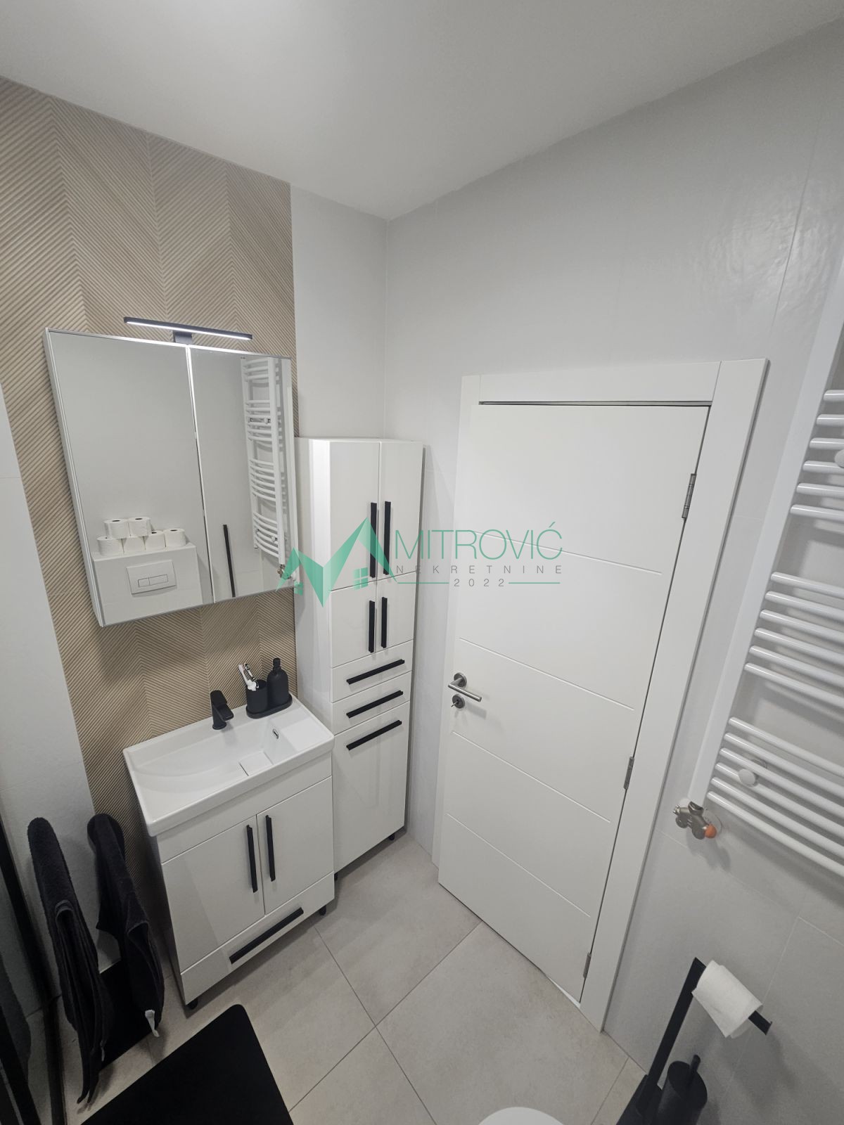 Četvorosoban stan na prodaju, Telep, Novi Sad, 71m², 247.200 €