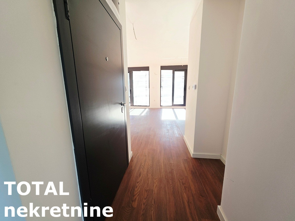 Višesoban stan na prodaju, Telep, Novi Sad, 136m², 2. sprat, 353.600 €