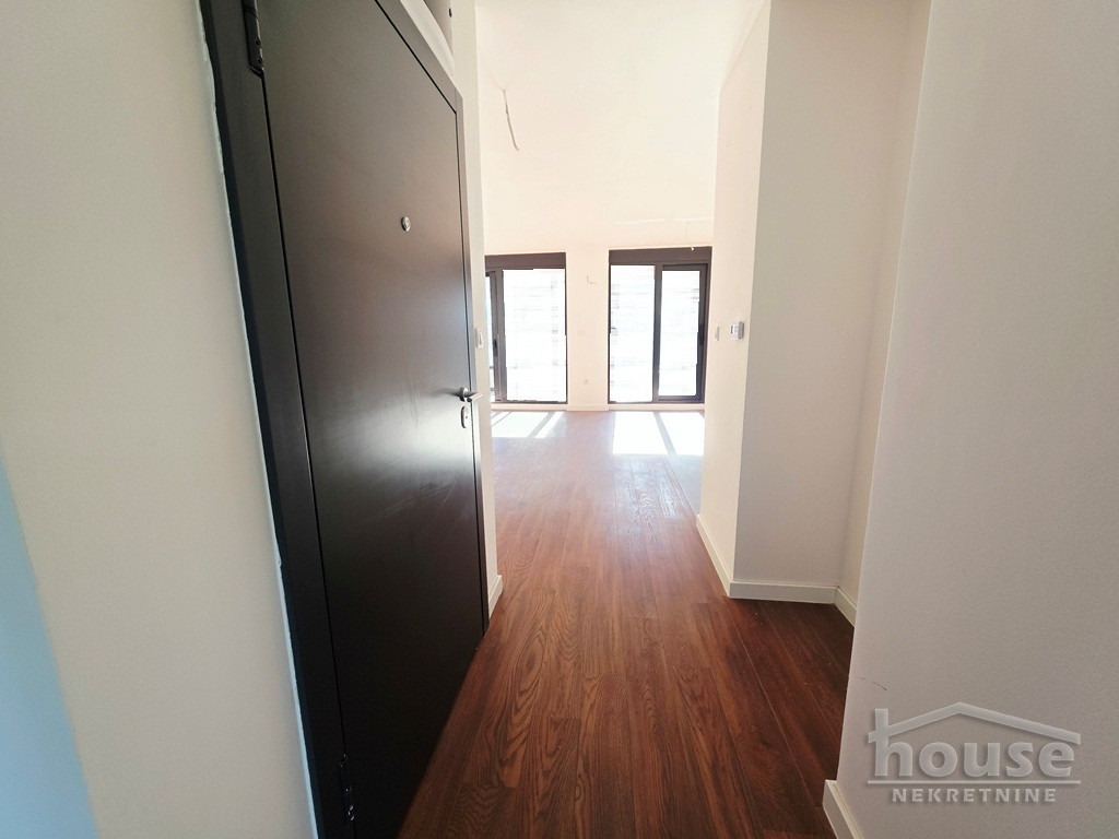 Višesoban stan na prodaju, Telep, Novi Sad, 136m², 2. sprat, 353.600 €