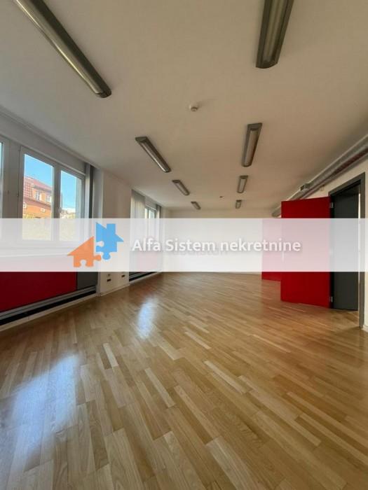 stanovi-izdavanje-091yrZSIam Lokal Izdavanje Beograd Trg Republike 420 m2