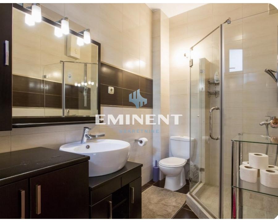Trosoban stan za izdavanje, Zeleni Venac, Beograd, 80m², 1.500 €/mes