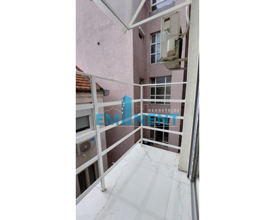 Dvosoban stan za izdavanje, Čubura, Beograd, 38m², 800 €/mes