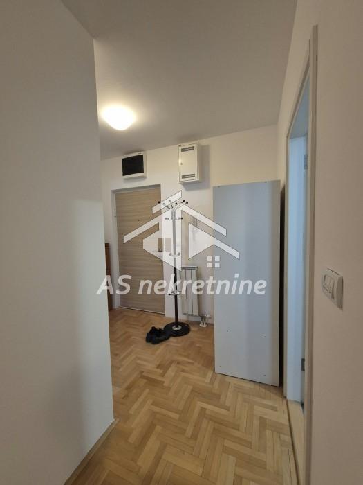 Jednosoban stan za izdavanje, Stepa Stepanović, Beograd, 40m², 500 €/mes