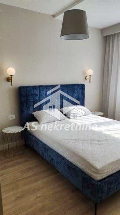 stanovi-izdavanje-beograd-zNYLuDU78b Trosoban stan za izdavanje, Trošarina, Beograd, 67m², 1.300 €/mes