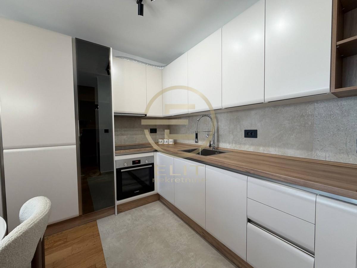 Trosoban stan za izdavanje, Sajmište, Novi Sad, 72m², 1.300 €/mes