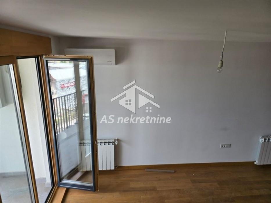 Stan Izdavanje Beograd Gornji Grad 102 m2
