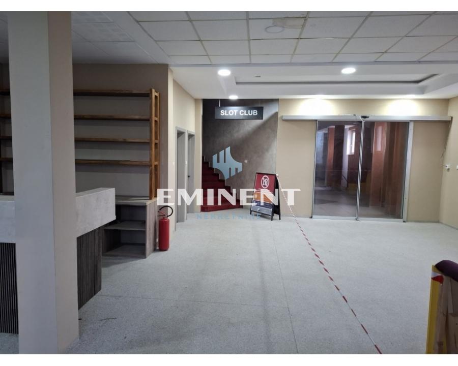 Lokal Izdavanje Beograd Ledine 400 m2