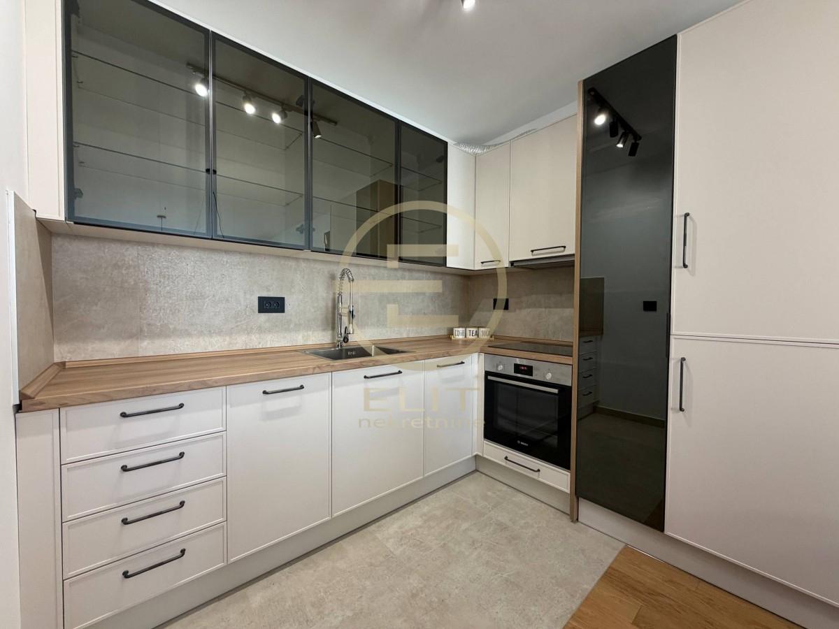 stanovi-izdavanje-nSUNMSry2r Trosoban stan za izdavanje, Sajmište, Novi Sad, 72m², 5. sprat, 1.300 €/mes